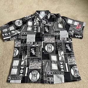 Chicago White Sox Men’s 2021 Hawaiian Shirt